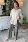 Taupe