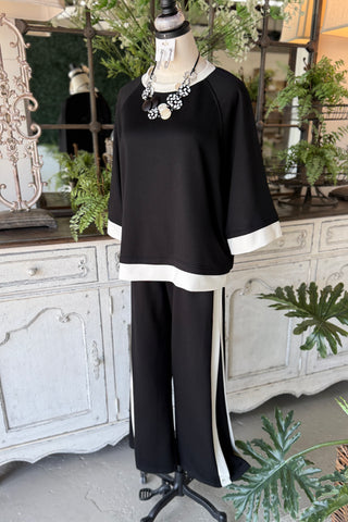 Sharlene Top Black by Umgee
