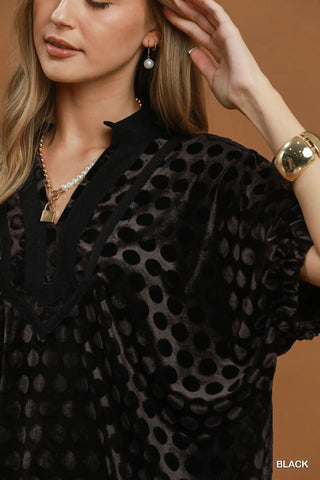 Manhattan Top Black by Umgee