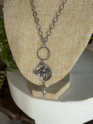 Little Bee Necklace Silver