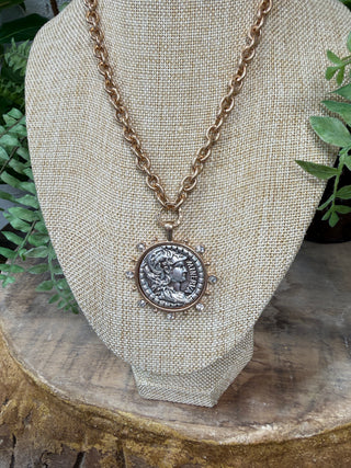 Memento Necklace Gold