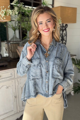 Delta Shacket Denim by Eesome Jacket eesome