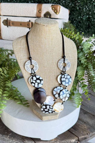 Fifi Necklace Black