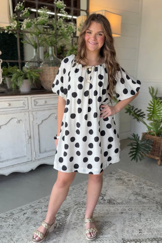 Willa Dress White/Black
