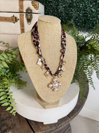Supreme Necklace Leopard by Pink Panache