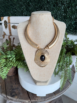 Goddess Necklace Gold/Black