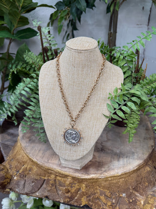 Memento Necklace Gold
