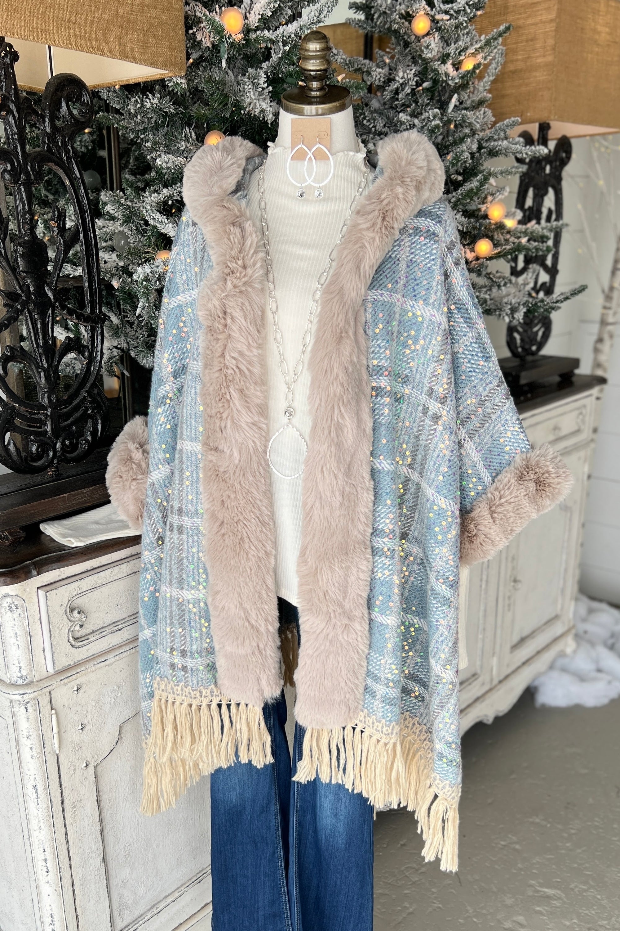Allie Cape