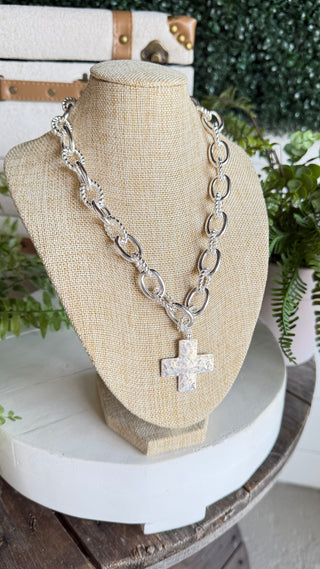 Mistie Necklace Silver