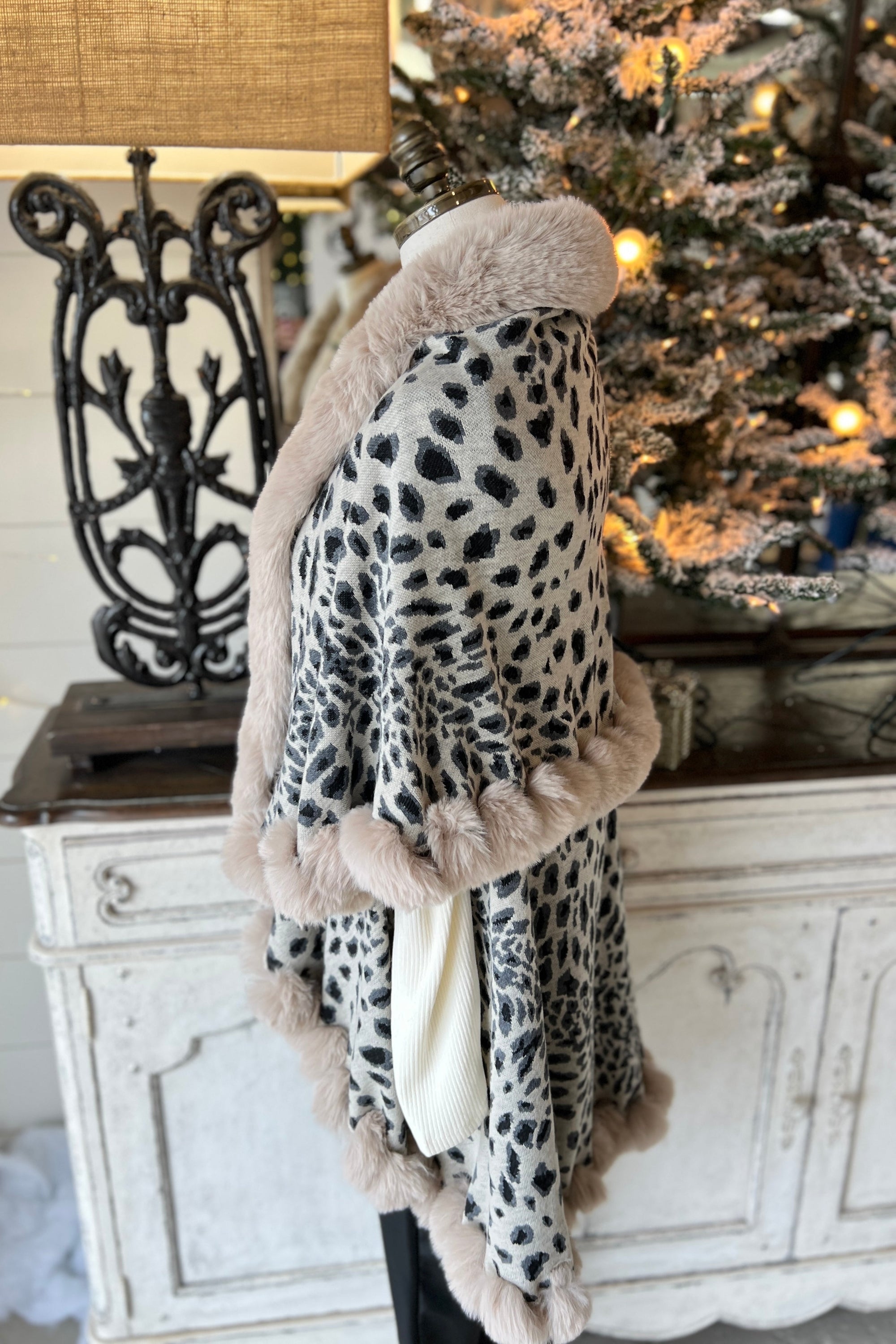Vienna Faux Fur Cape RESTOCK