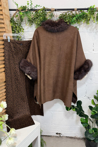 Dashing Cape Brown Cape Original USA