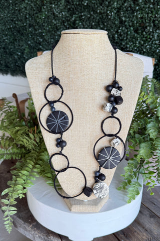 Pepper Necklace Black