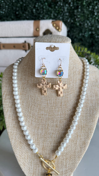 Grateful Necklace Gold/Pearl Necklaces BFF
