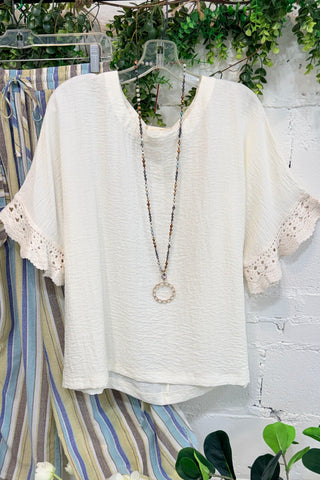 Geneva Necklace White/Natural Necklaces Pink Panache