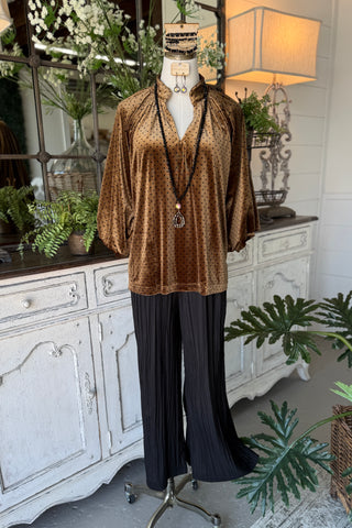 Frazier Top Cappuccino by Umgee