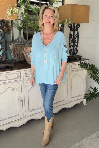 Pleating Heart Powder Blue sweater Mina Rosa/Miss Carla