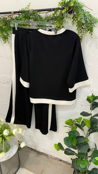 Sharlene Top Black by Umgee