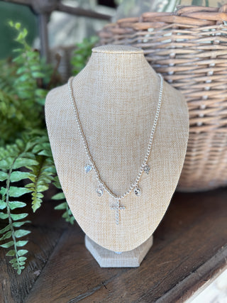 Shine On Necklace Silver Necklaces SM Style