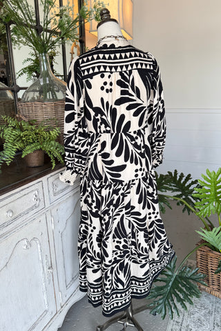 Megan Midi Dress Black by Umgee