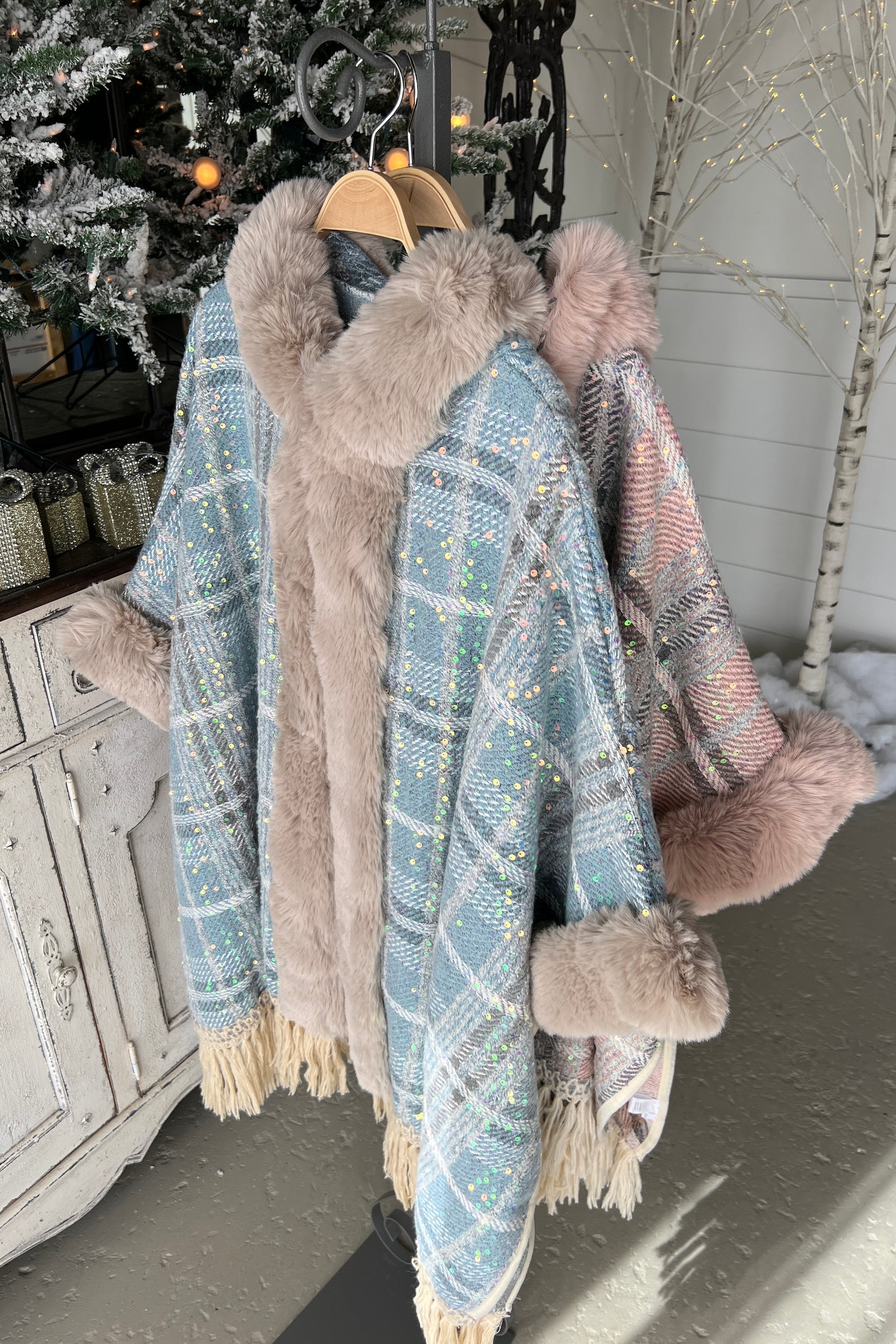 Allie Cape