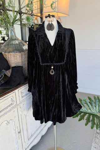 Barrett Dress Black by Umgee