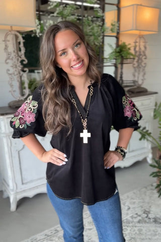 Seasoned Top Black by Umgee