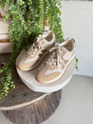 Emerie Sneakers Gold Multi Shoes Jellypop