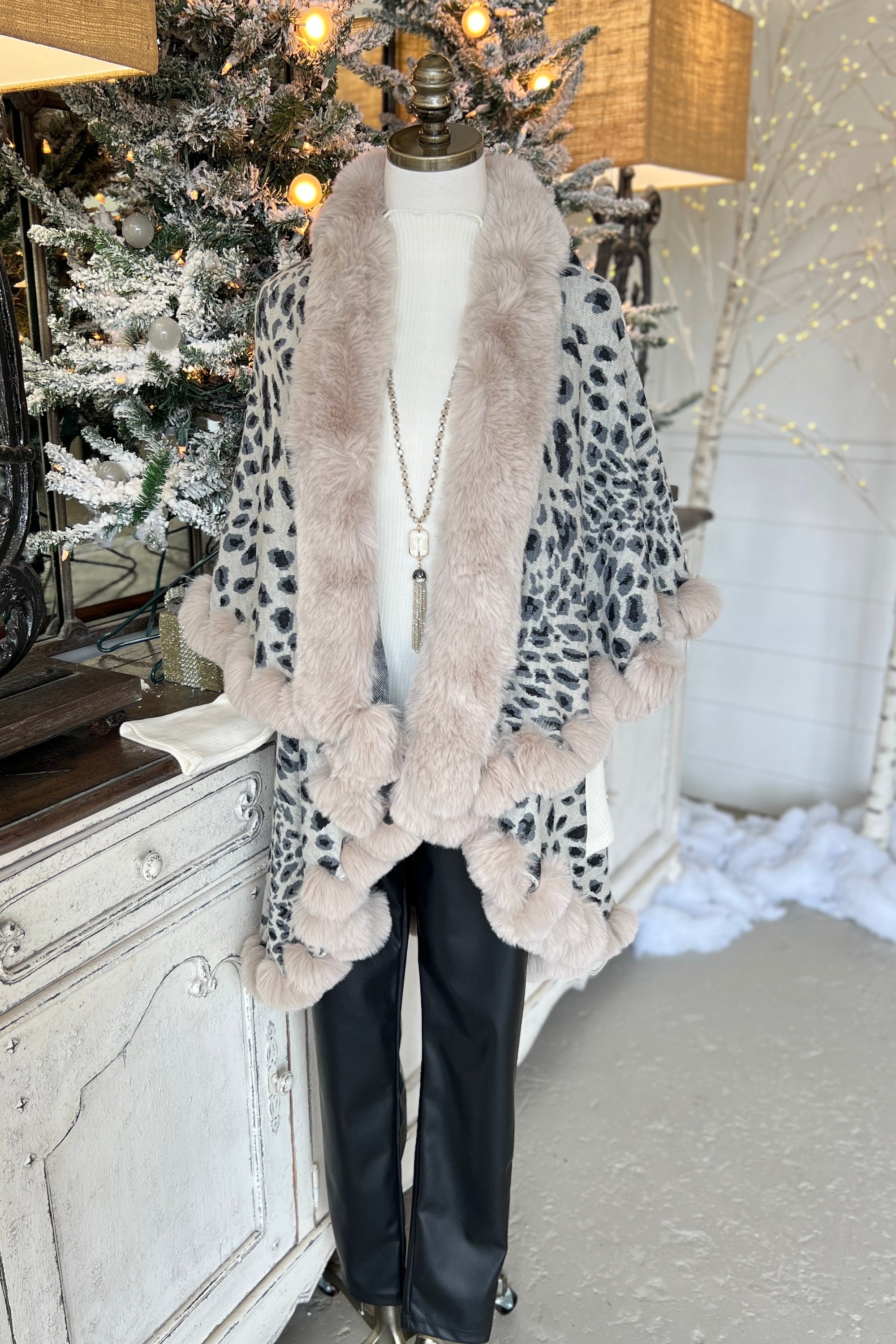 Vienna Faux Fur Cape RESTOCK