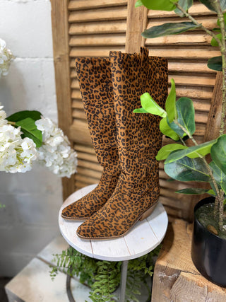 Corky’s City Slicker Boots Leopard