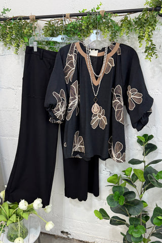 Elmore Top Black by Umgee
