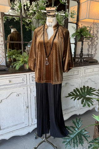Frazier Top Cappuccino by Umgee
