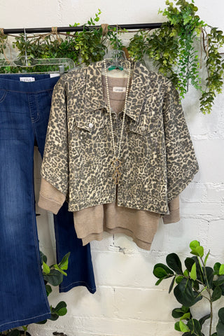 Focal Point Cape Jacket Leopard
