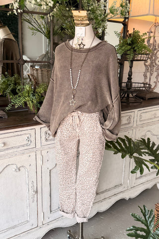 Lovin Leopard Pants Tan