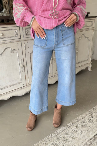Lila Jeans Light Denim by Eesome Pants eesome