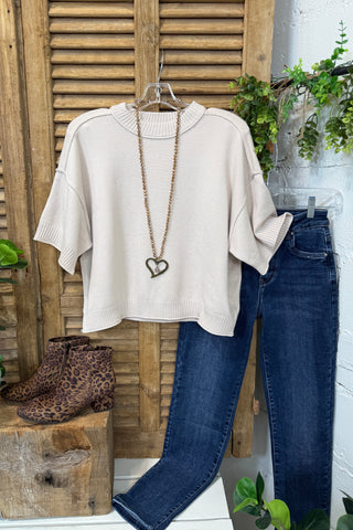 Calmer Days Sweater Beige