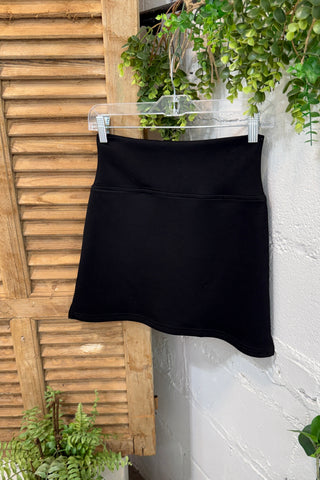 Leisurely Skort Black