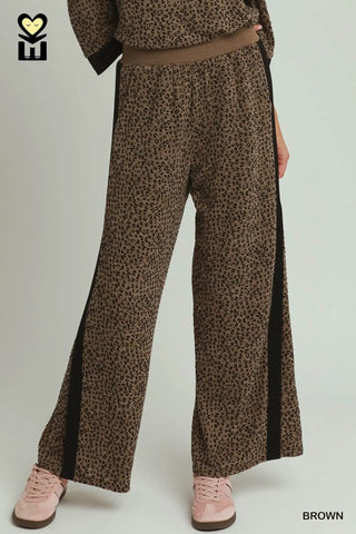 Trouble Pants Brown by Umgee