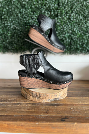Brooke Wedge Clog By Yellow Box