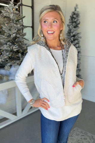 Rally Reversible Vest Beige/Leo by Jodifl Vest Jodifl