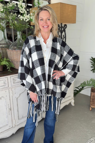 Beltran Cape Black Cape Faire-Shiraleah