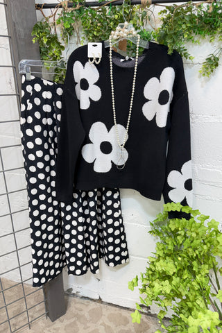 Sue Sweater Black Sweater Miracle