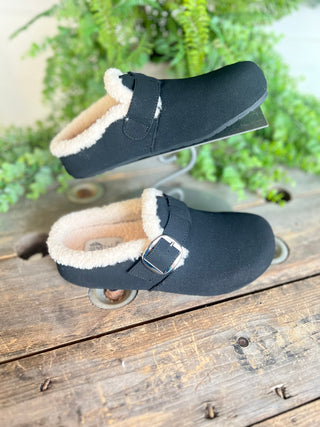 Maylis Black Slides Shoes Good Choice