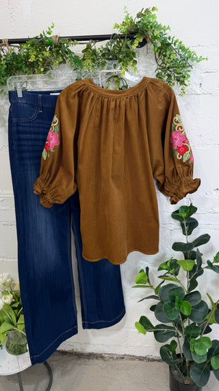 Seasoned Top Camel by Umgee
