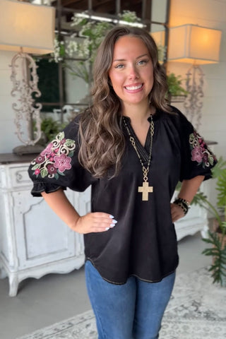 Seasoned Top Black by Umgee