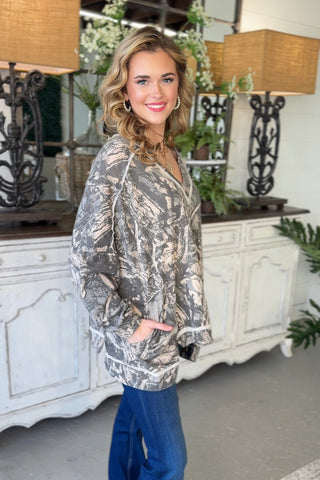 Hillside Camouflage Sweatshirt J Her