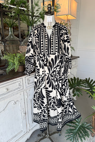 Megan Midi Dress Black by Umgee