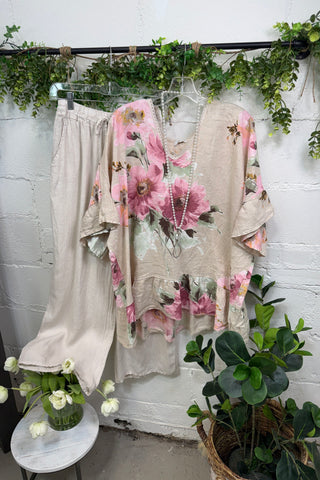 Beautiful Floral City Beige Prospero