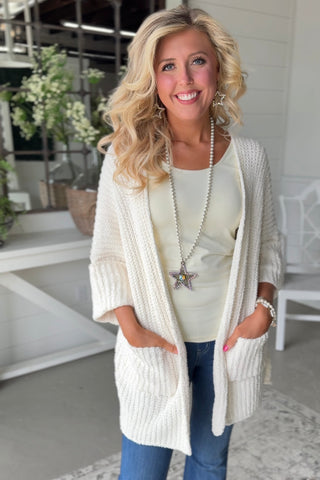 Plush Sweater Cream sweater Pol Clothing