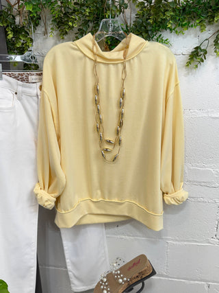 Justine Top Yellow Sweatshirt stylive