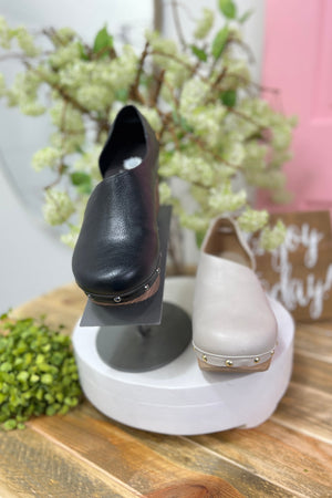 Bidelia Wedge Clog